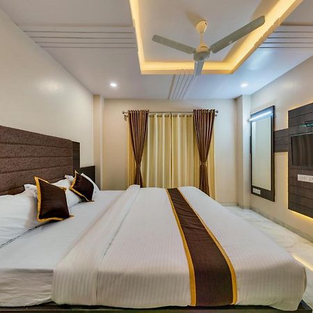 Hotel Aatithya Satkar Near Mahalaxmi Temple Kolhapur Dış mekan fotoğraf