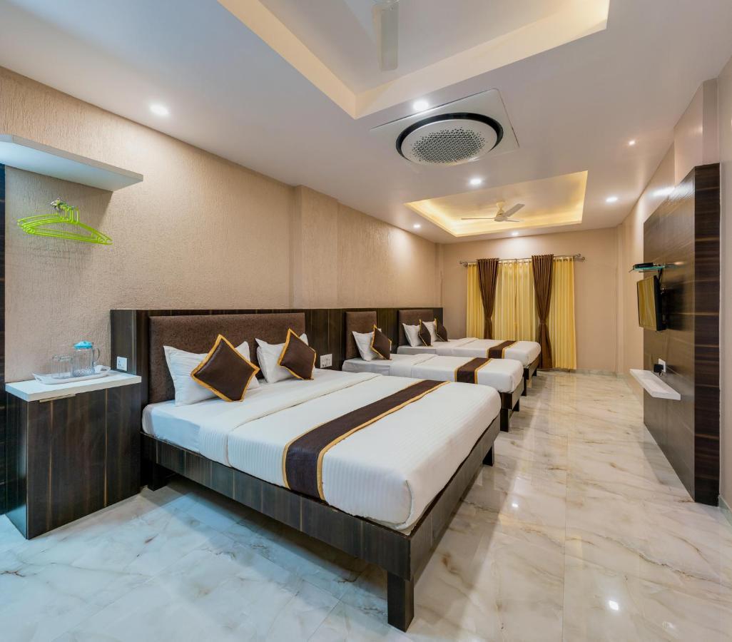 Hotel Aatithya Satkar Near Mahalaxmi Temple Kolhapur Dış mekan fotoğraf