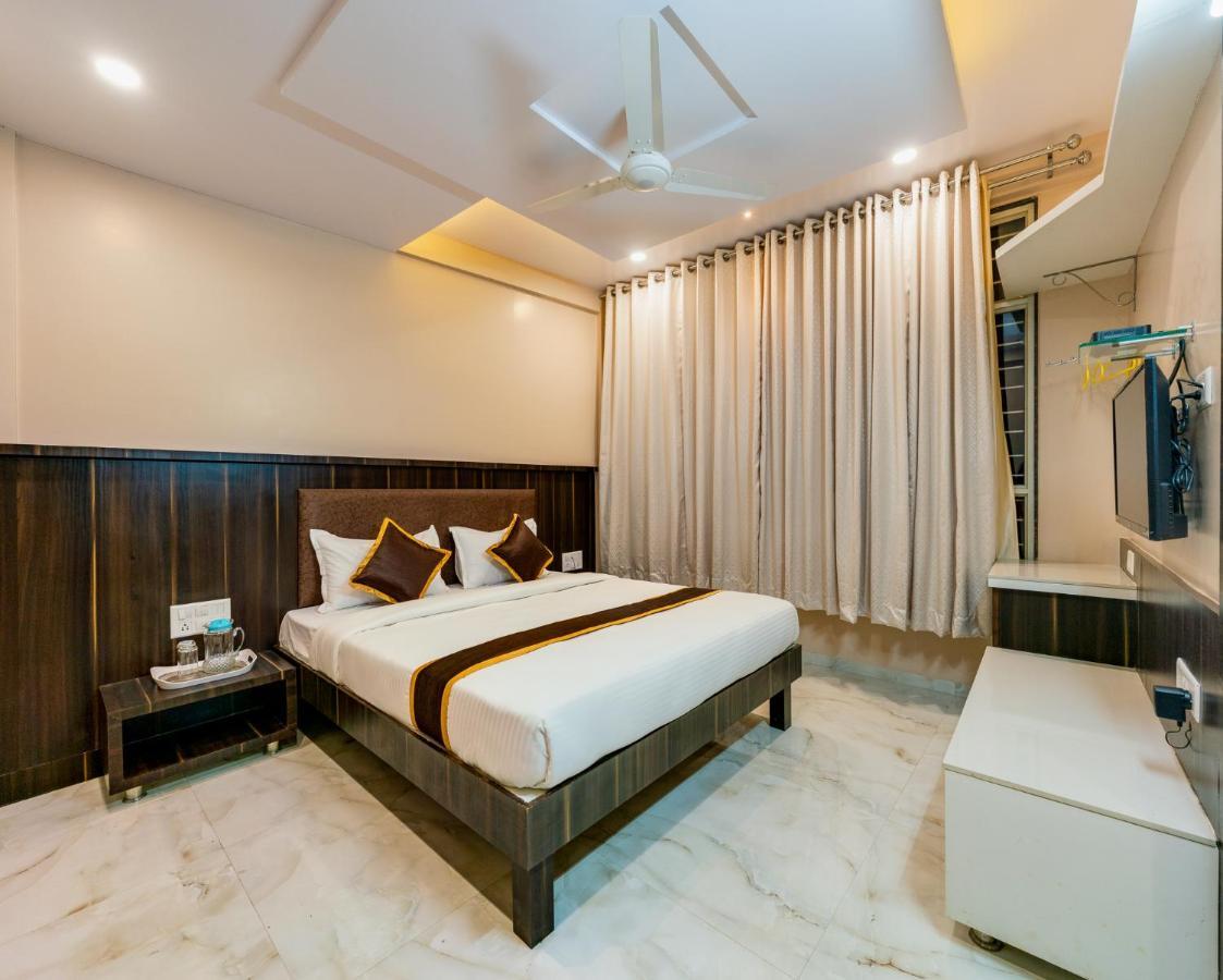 Hotel Aatithya Satkar Near Mahalaxmi Temple Kolhapur Dış mekan fotoğraf