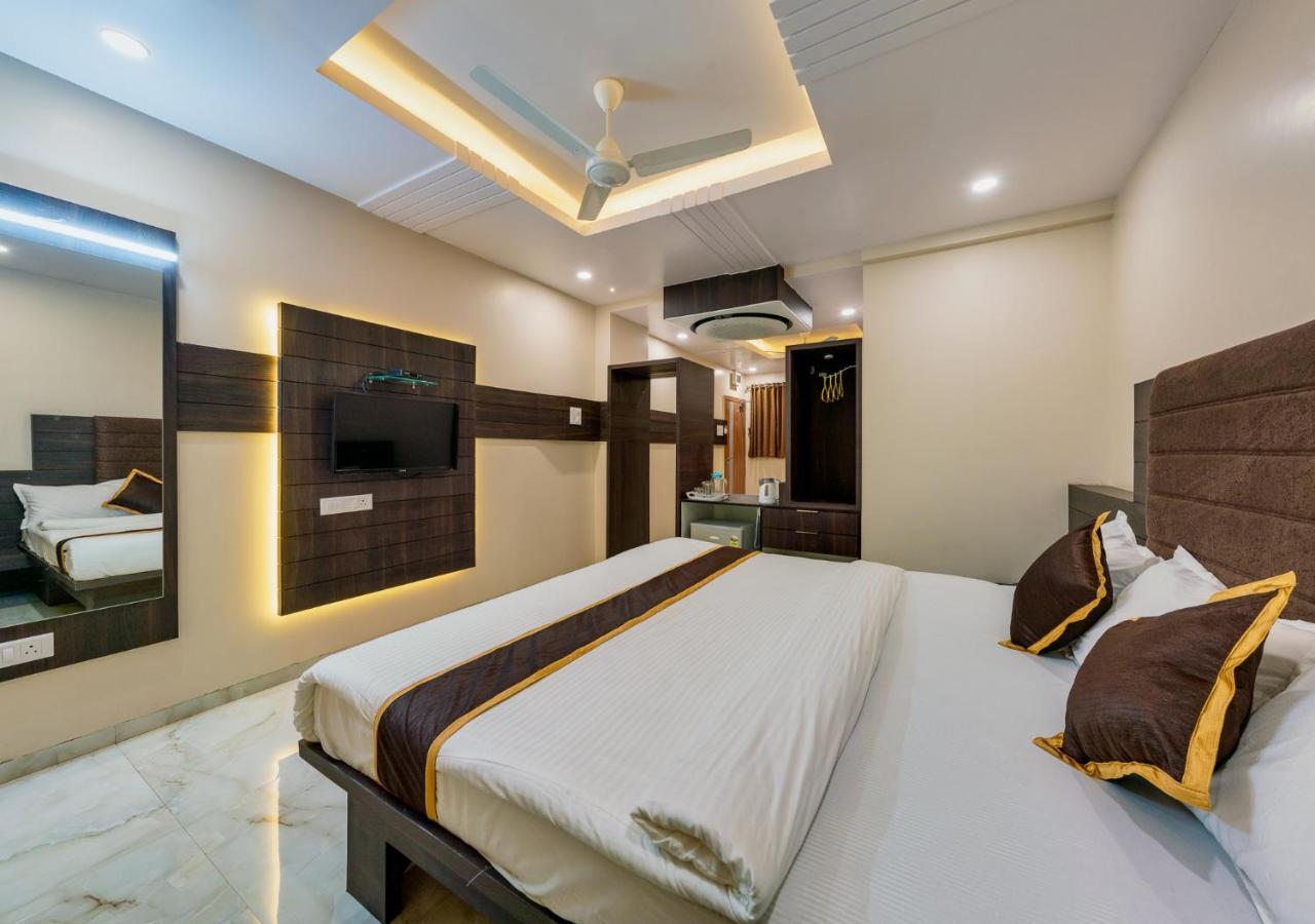 Hotel Aatithya Satkar Near Mahalaxmi Temple Kolhapur Dış mekan fotoğraf