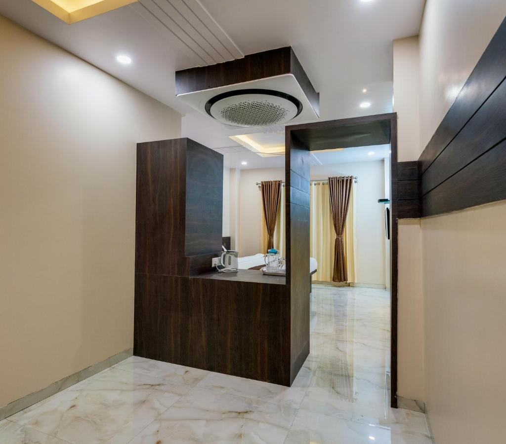 Hotel Aatithya Satkar Near Mahalaxmi Temple Kolhapur Dış mekan fotoğraf
